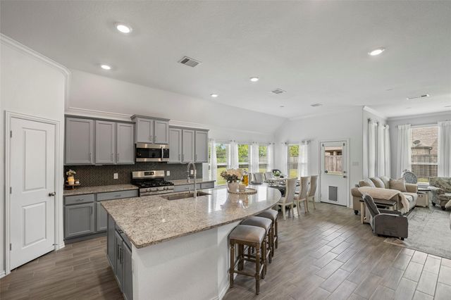 15207 Queens Watchdog Court, Cypress, TX 77433