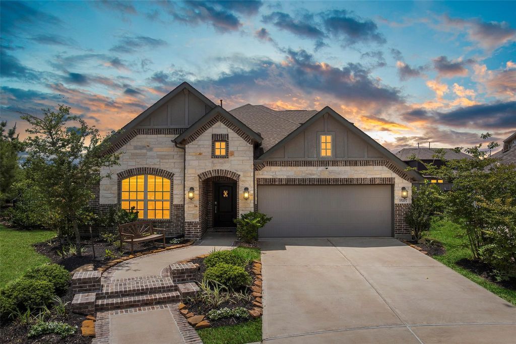 15207 Queens Watchdog Court, Cypress, TX 77433