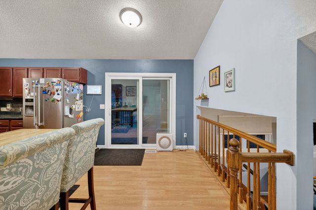 2218 E Caulder Court, Des Moines, IA 50320