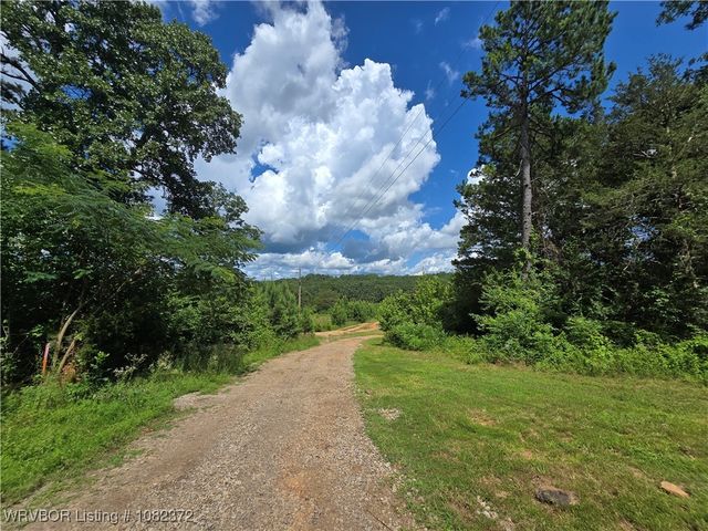 16009 Bradshaw Lane, Mountainburg, AR 72946