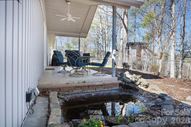 30 Morning Glory Lane, Weaverville, NC 28787