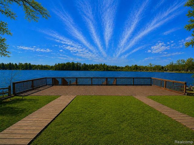 2221 Grass Lake Avenue 31, Lake, MI 48632
