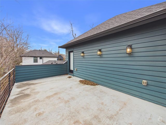 1909 Willow ST 1, Austin, TX 78702