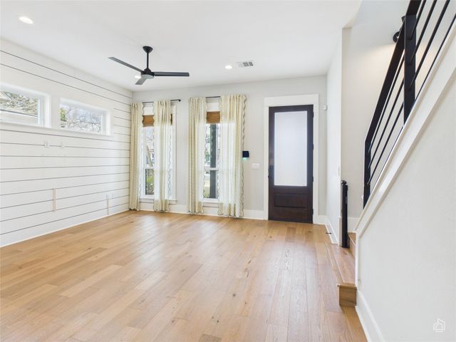 1909 Willow ST 1, Austin, TX 78702