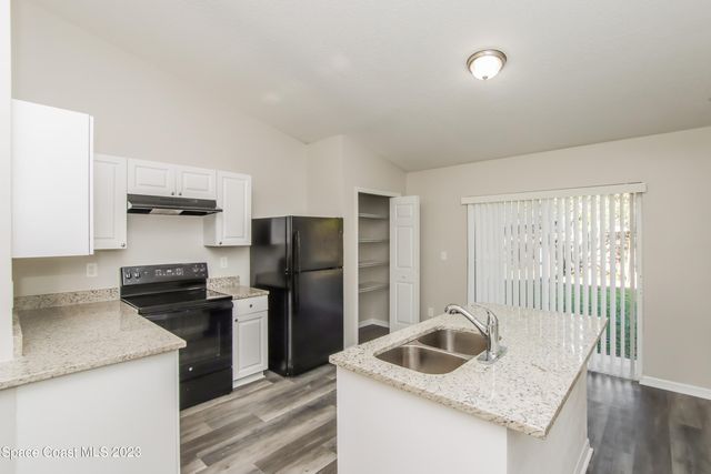 2511 Palomar Avenue SE, Palm Bay, FL 32909