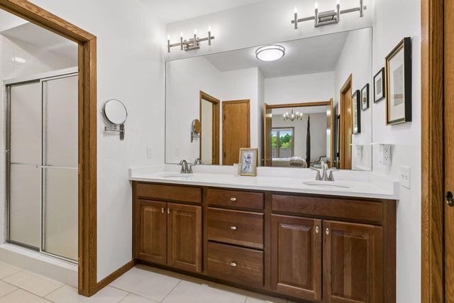 1830 Eagle Ridge Drive 3001, Mendota Heights, MN 55118