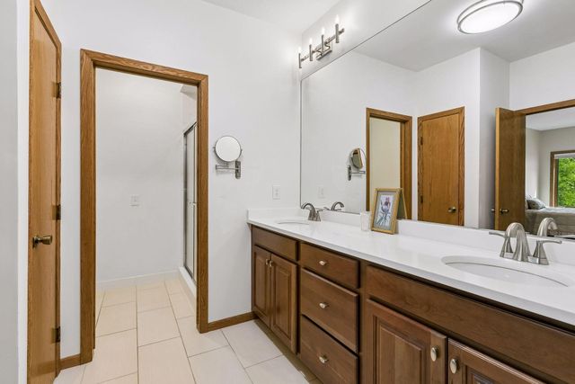 1830 Eagle Ridge Drive 3001, Mendota Heights, MN 55118
