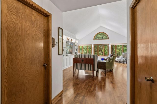 1830 Eagle Ridge Drive 3001, Mendota Heights, MN 55118