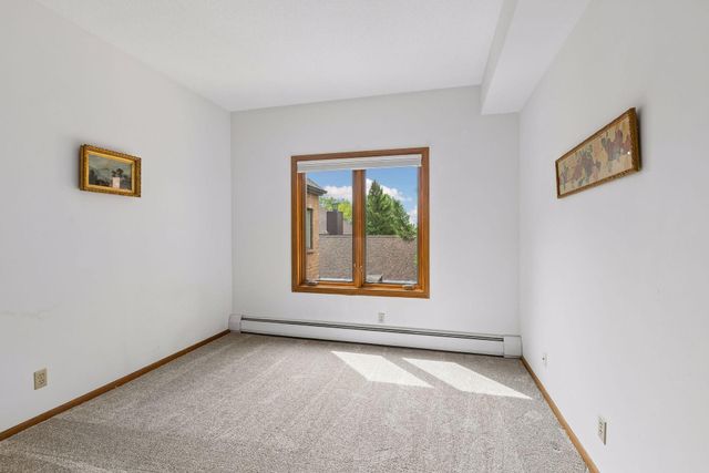 1830 Eagle Ridge Drive 3001, Mendota Heights, MN 55118
