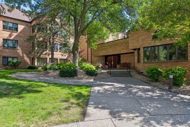 1830 Eagle Ridge Drive 3001, Mendota Heights, MN 55118