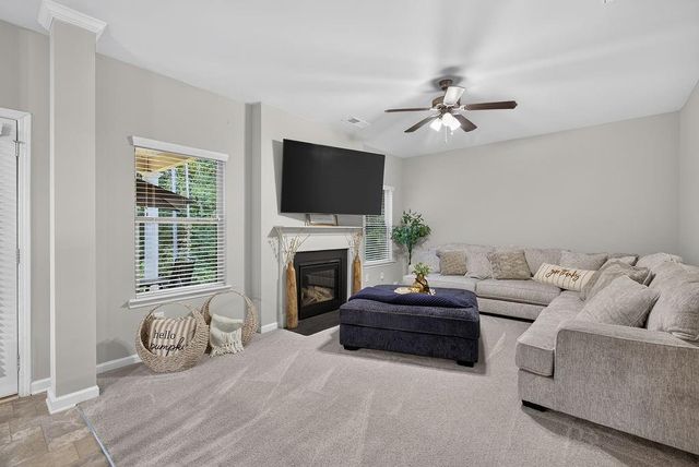 206 Pincourt Loop, Griffin, GA 30223