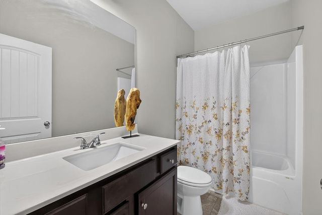 206 Pincourt Loop, Griffin, GA 30223