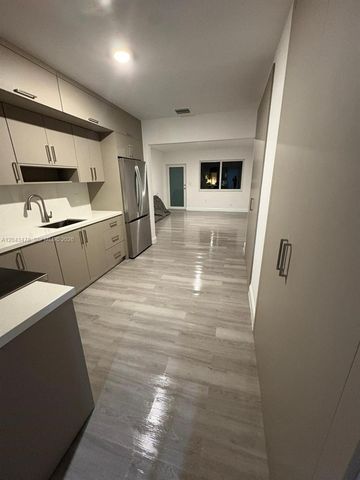 225 SW 76th Court 227, Miami, FL 33144