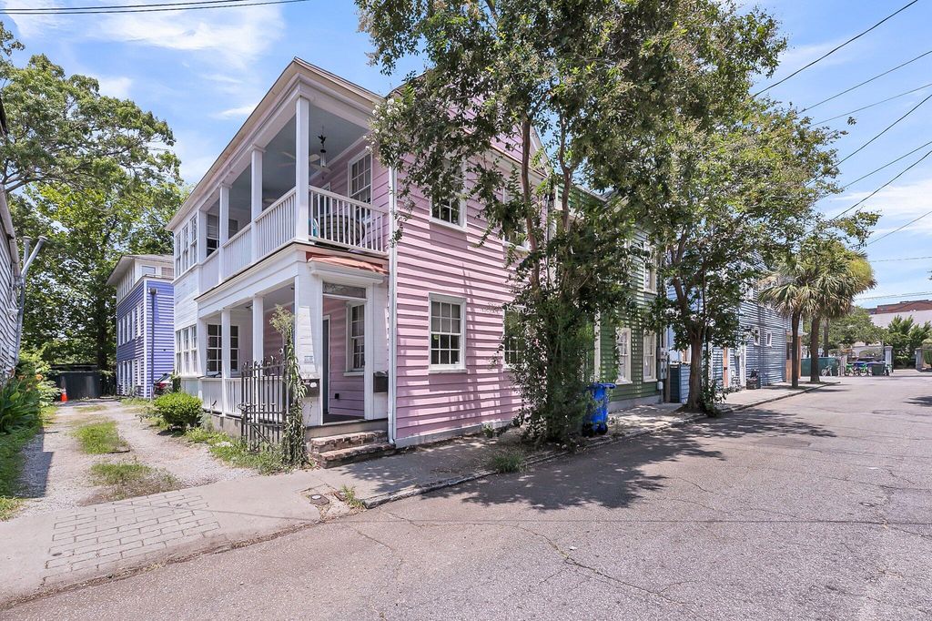 4 Bogard Street, Charleston, SC 29403