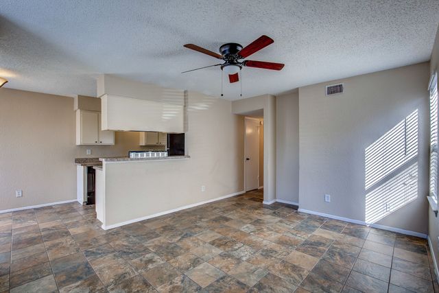 5113 Herrick Court C, Haltom City, TX 76117