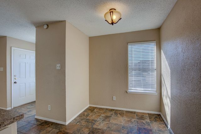 5113 Herrick Court C, Haltom City, TX 76117