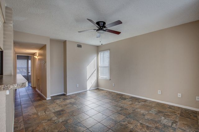 5113 Herrick Court C, Haltom City, TX 76117