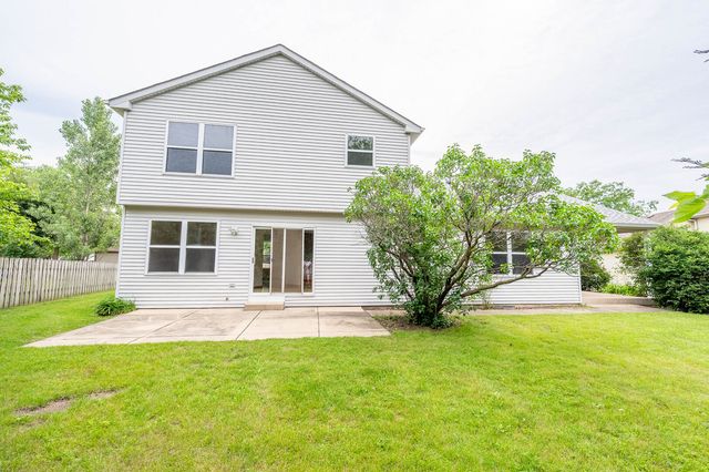 654 Anderson Drive, Lake In The Hills, IL 60156