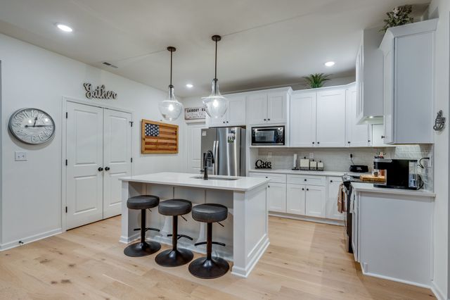 548 Byres Ct, Smyrna, TN 37167