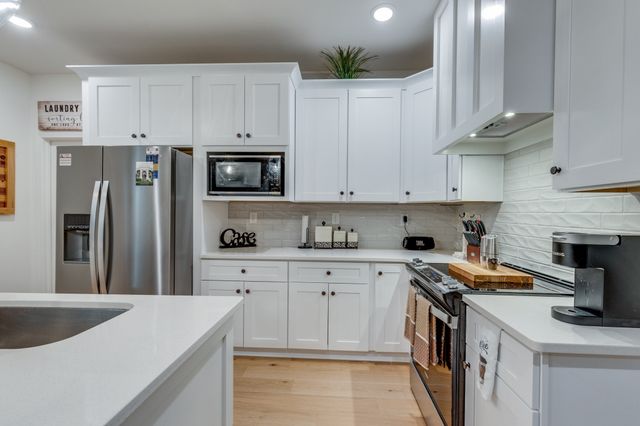 548 Byres Ct, Smyrna, TN 37167