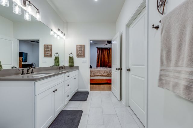 548 Byres Ct, Smyrna, TN 37167