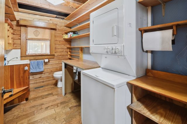 211 Jackson Street, Leighton, IA 50143