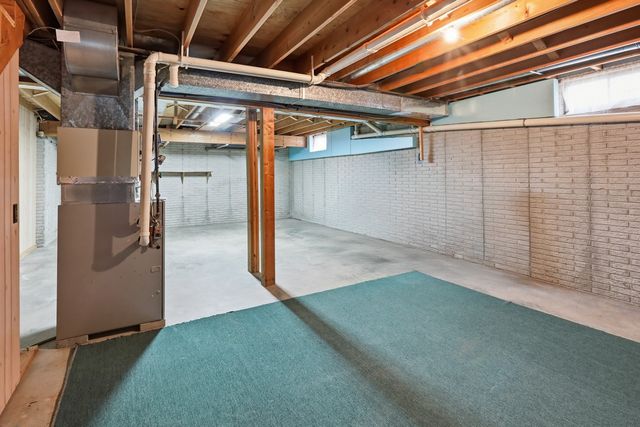 211 Jackson Street, Leighton, IA 50143