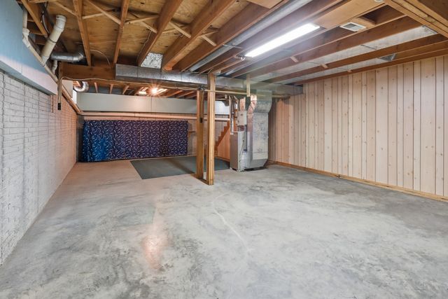 211 Jackson Street, Leighton, IA 50143