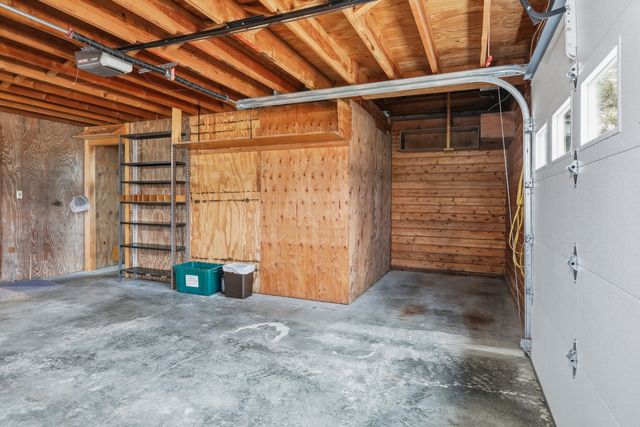 211 Jackson Street, Leighton, IA 50143