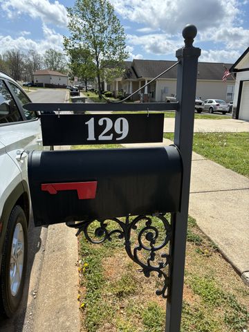 129 Dimaggio Dr, Springfield, TN 37172