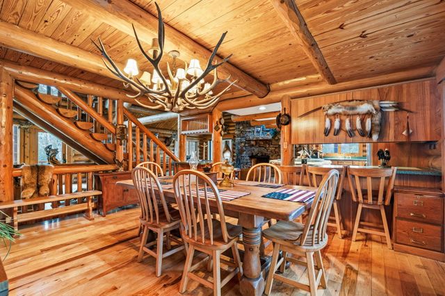 863 Collins Lane, Galena, MO 65656