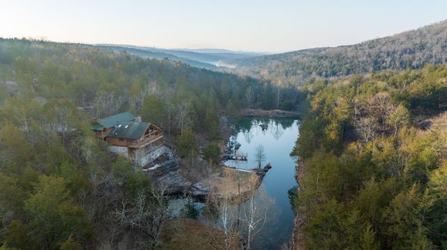 863 Collins Lane, Galena, MO 65656