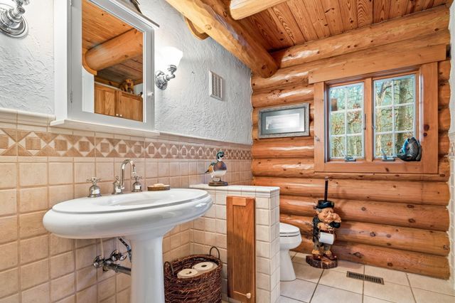 863 Collins Lane, Galena, MO 65656