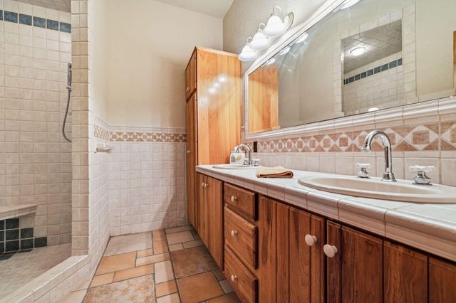 863 Collins Lane, Galena, MO 65656