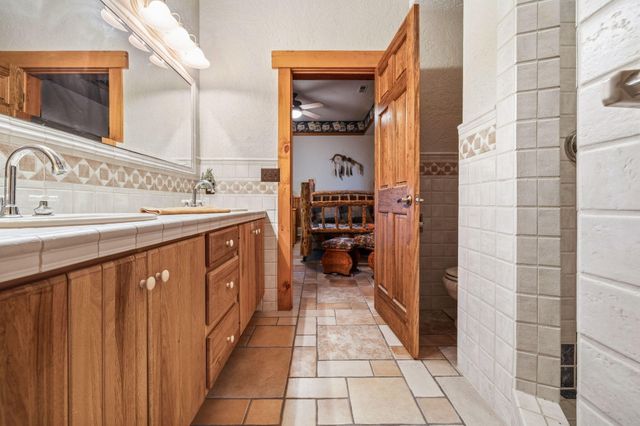 863 Collins Lane, Galena, MO 65656