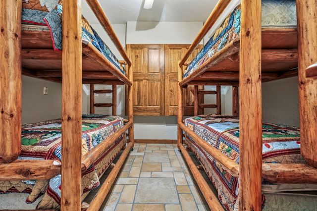 863 Collins Lane, Galena, MO 65656