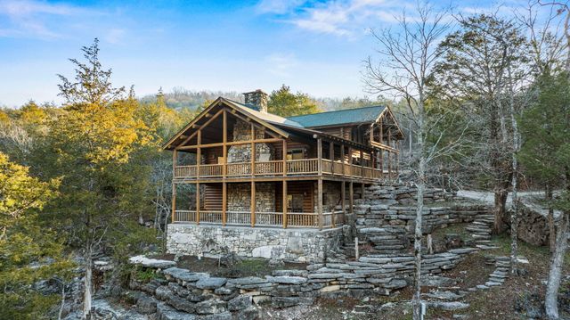 863 Collins Lane, Galena, MO 65656