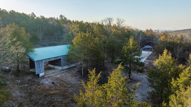 863 Collins Lane, Galena, MO 65656