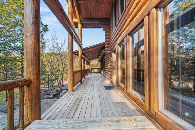 863 Collins Lane, Galena, MO 65656