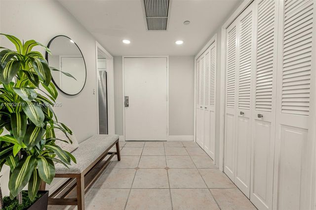 1800 NE 114th St 909, Miami, FL 33181