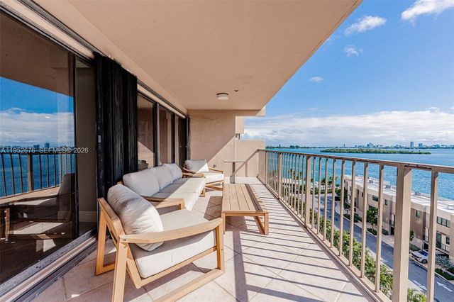 1800 NE 114th St 909, Miami, FL 33181