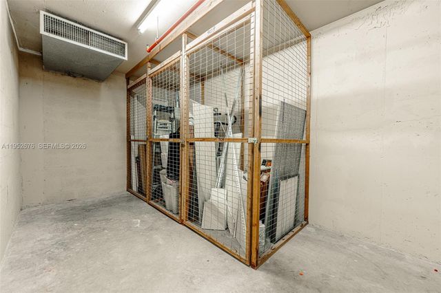 1800 NE 114th St 909, Miami, FL 33181