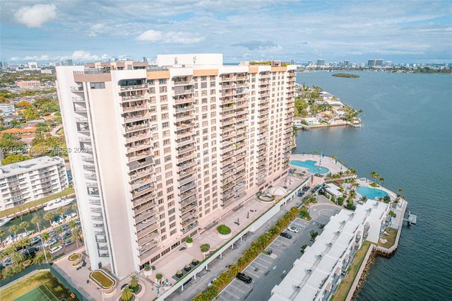 1800 NE 114th St 909, Miami, FL 33181