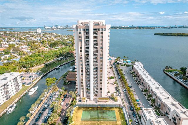 1800 NE 114th St 909, Miami, FL 33181