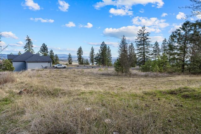 5904 W Hayden Ln, Spokane, WA 99208