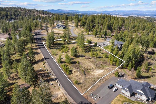 5904 W Hayden Ln, Spokane, WA 99208