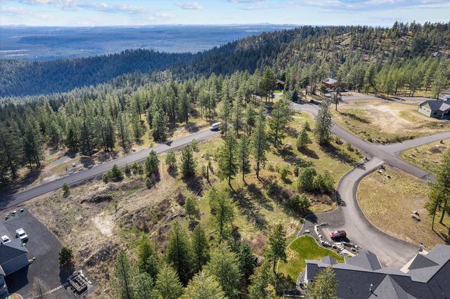 5904 W Hayden Ln, Spokane, WA 99208