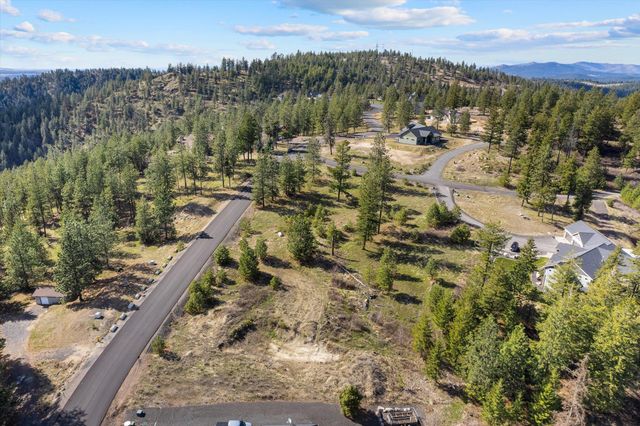 5904 W Hayden Ln, Spokane, WA 99208