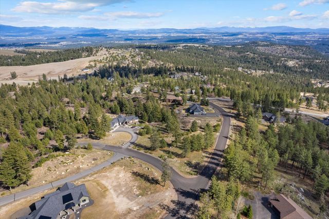 5904 W Hayden Ln, Spokane, WA 99208