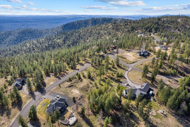 5904 W Hayden Ln, Spokane, WA 99208